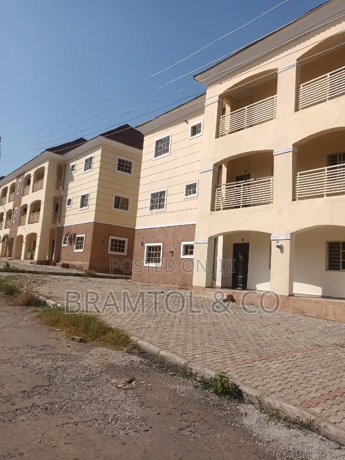 3bdrm Block of Flats in Kiami for sale in Kiami