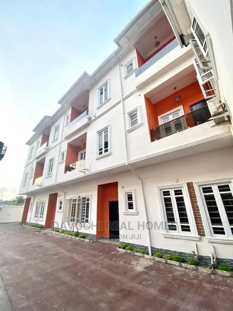 4bdrm Duplex in Ologolo Estate, Lekki for rent in Lekki