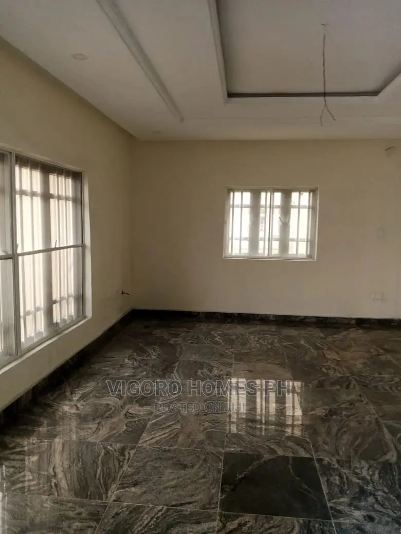 Furnished 4bdrm Duplex in Port-Harcourt for sale in Port-Harcourt