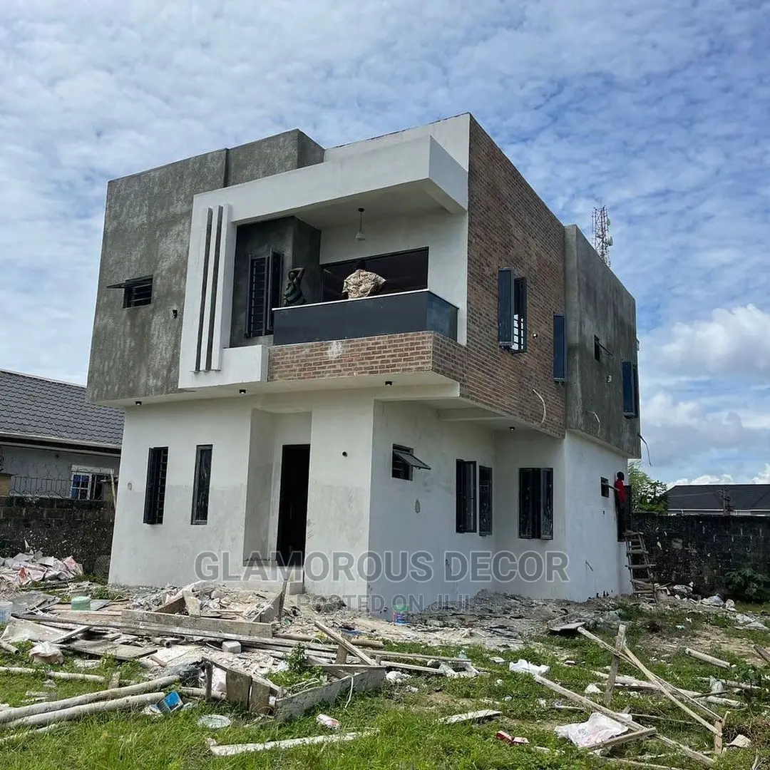 3bdrm Duplex in Sherwood Court, Sangotedo for sale in Sangotedo