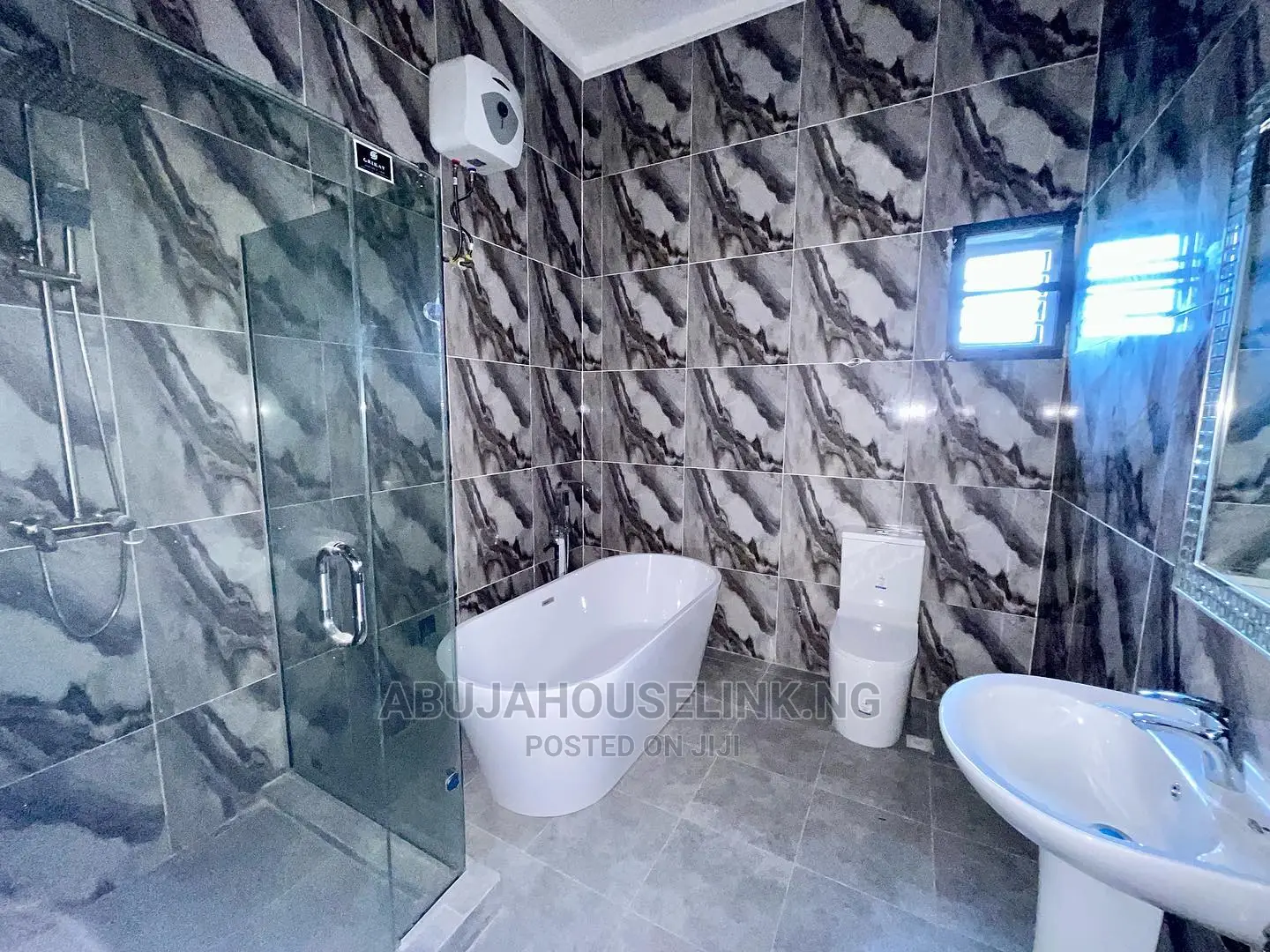 7bdrm Duplex in Efab Metropolis, Gwarinpa for sale in Gwarinpa