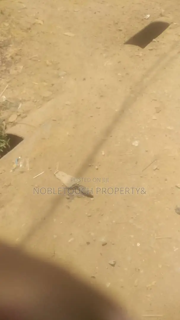 3bdrm Block of Flats in Off Ijegun Jakande for Sale in Ijegun
