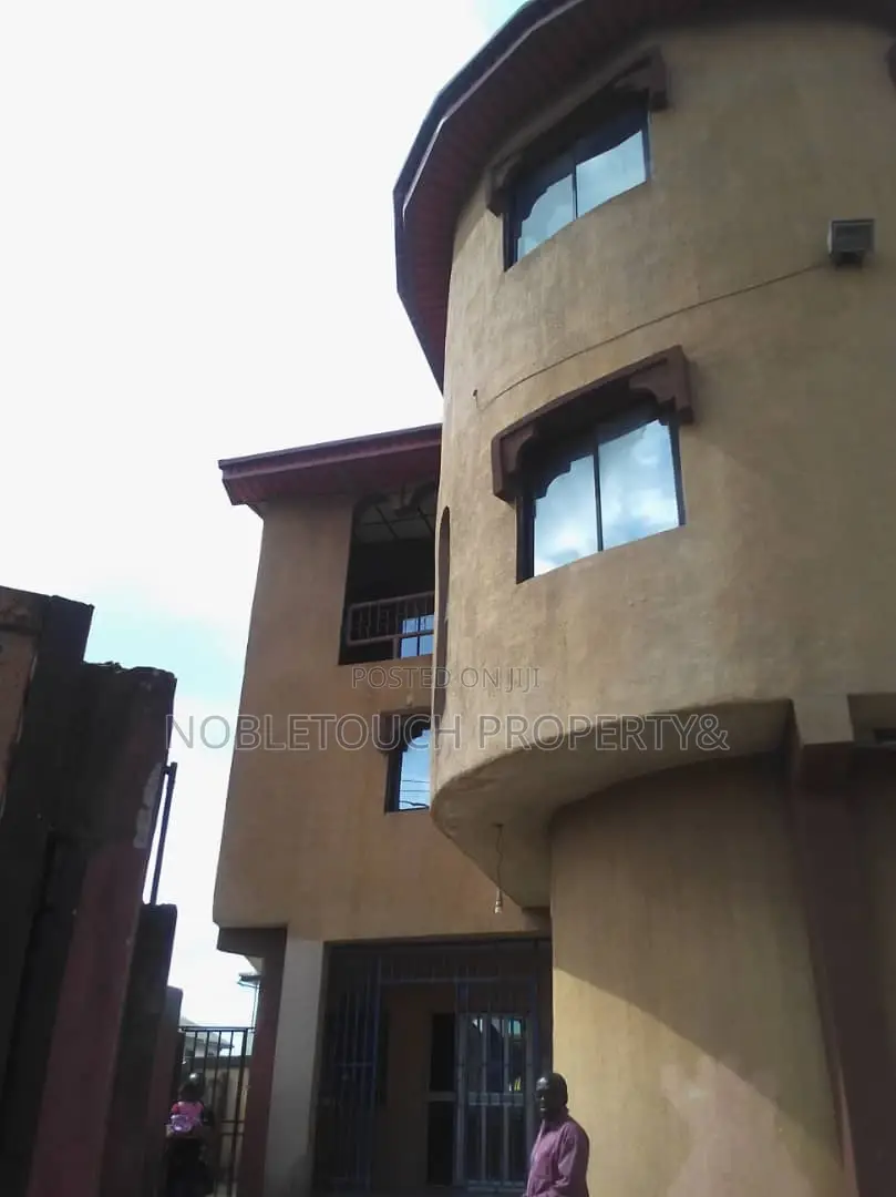 3bdrm Block of Flats in Okunola Egbeda Lagos for Sale in Egbeda