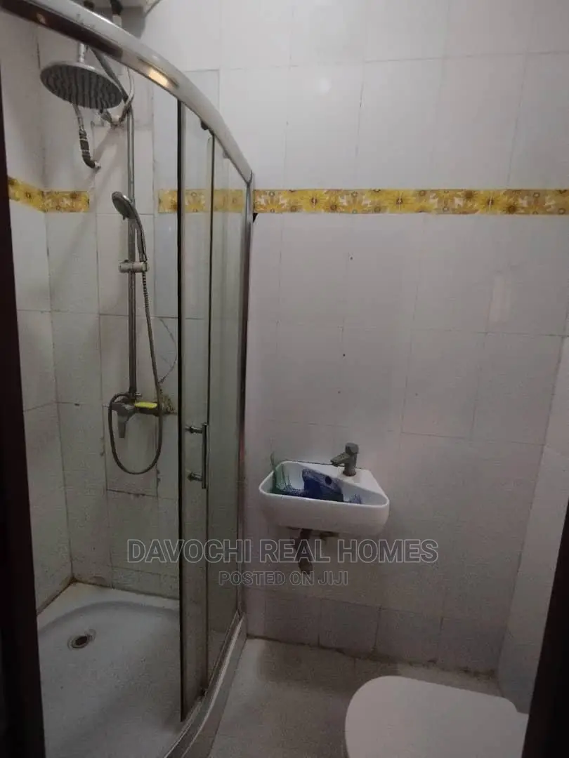 4bdrm Duplex in Ologolo Estate, Lekki for sale in Lekki