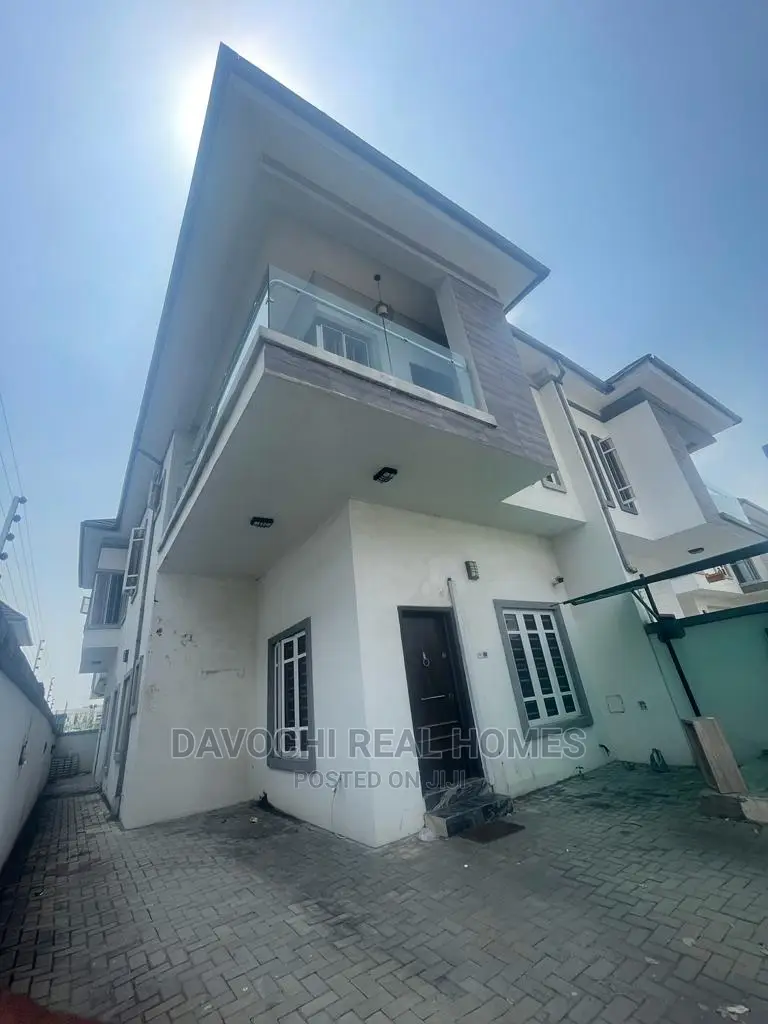 4bdrm Duplex in Ologolo Estate, Lekki for rent in Lekki