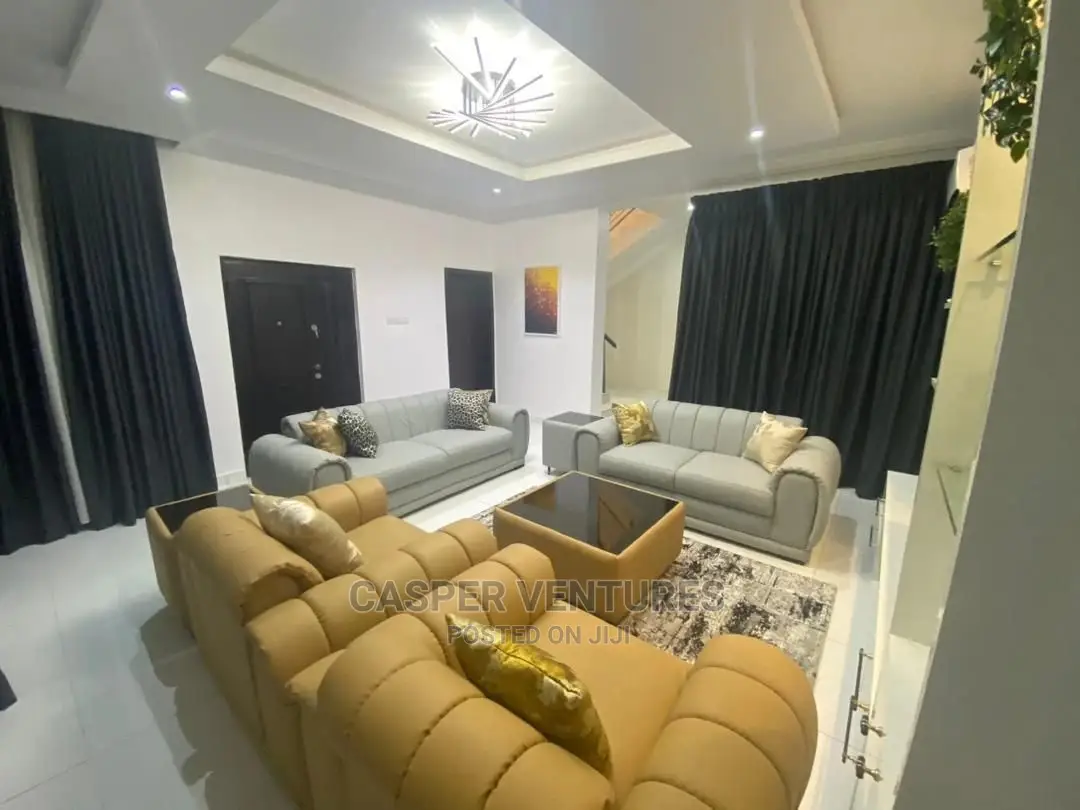 Enthralling Fascinating 4-Bedroom Duplex in Lekki Phase 1