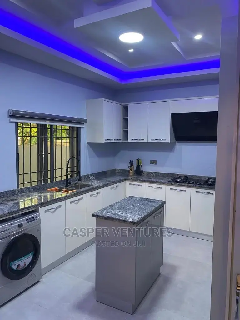 Enthralling Fascinating 4-Bedroom Duplex in Lekki Phase 1