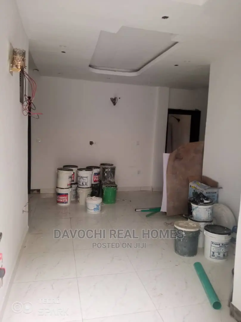 2bdrm Apartment in Osapa London Estate, Lekki for rent in Lekki