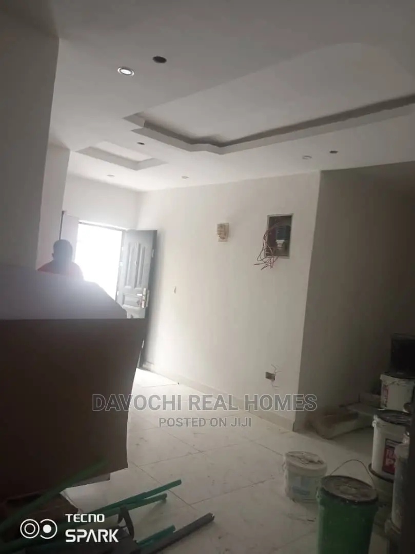 2bdrm Apartment in Osapa London Estate, Lekki for rent in Lekki