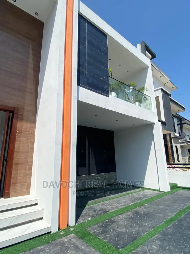 4bdrm Duplex in Lekki County, Ikota for Sale in Ikota