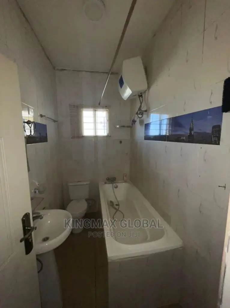3bdrm Block of Flats in Wuye for sale in Wuye