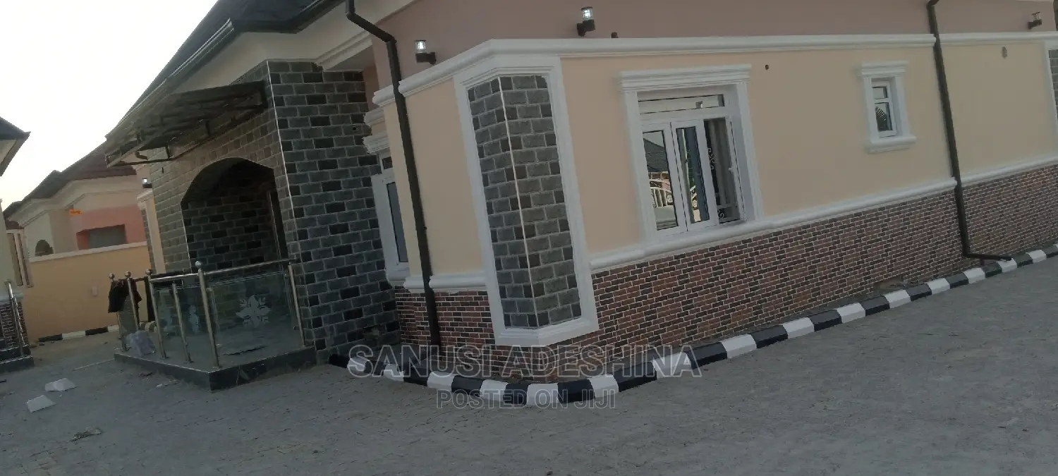 3bdrm Bungalow in Gwarimpa Estate Fct, Gwarinpa for sale in Gwarinpa