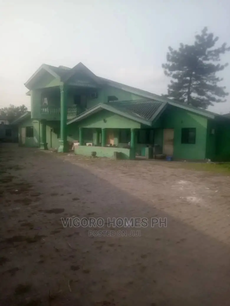 Furnished 10bdrm Mansion in Port-Harcourt for Sale in Port-Harcourt