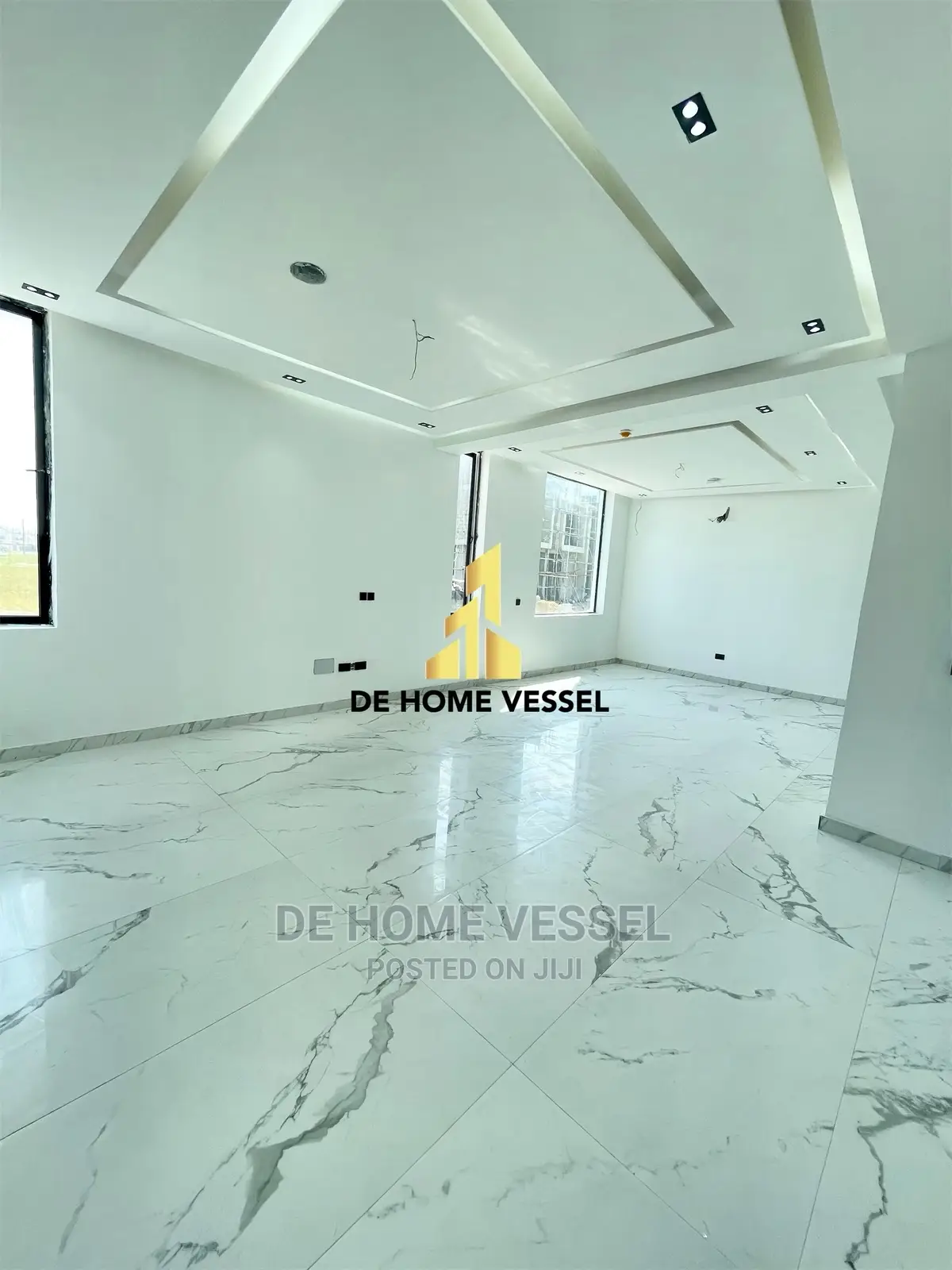 5bdrm Duplex in Lekki, Osapa London for Sale in Osapa london
