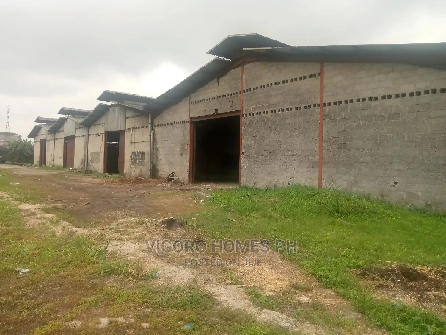 Spacious Ware House in Port-Harcourt