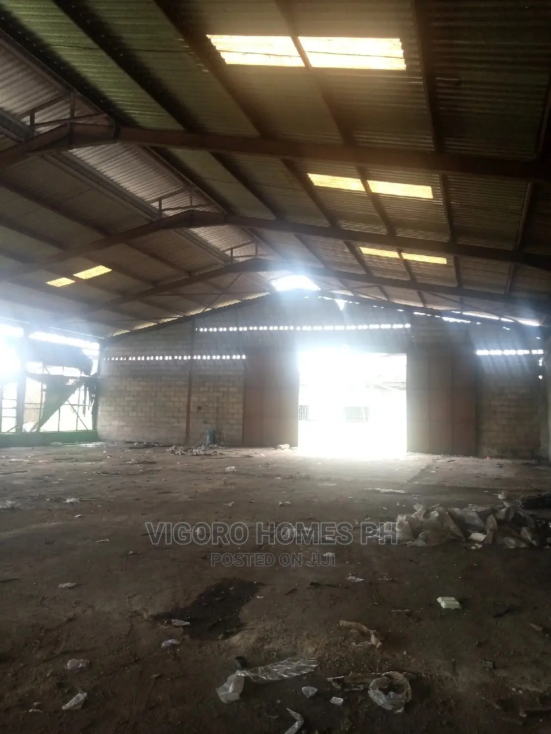Spacious Ware House in Port-Harcourt