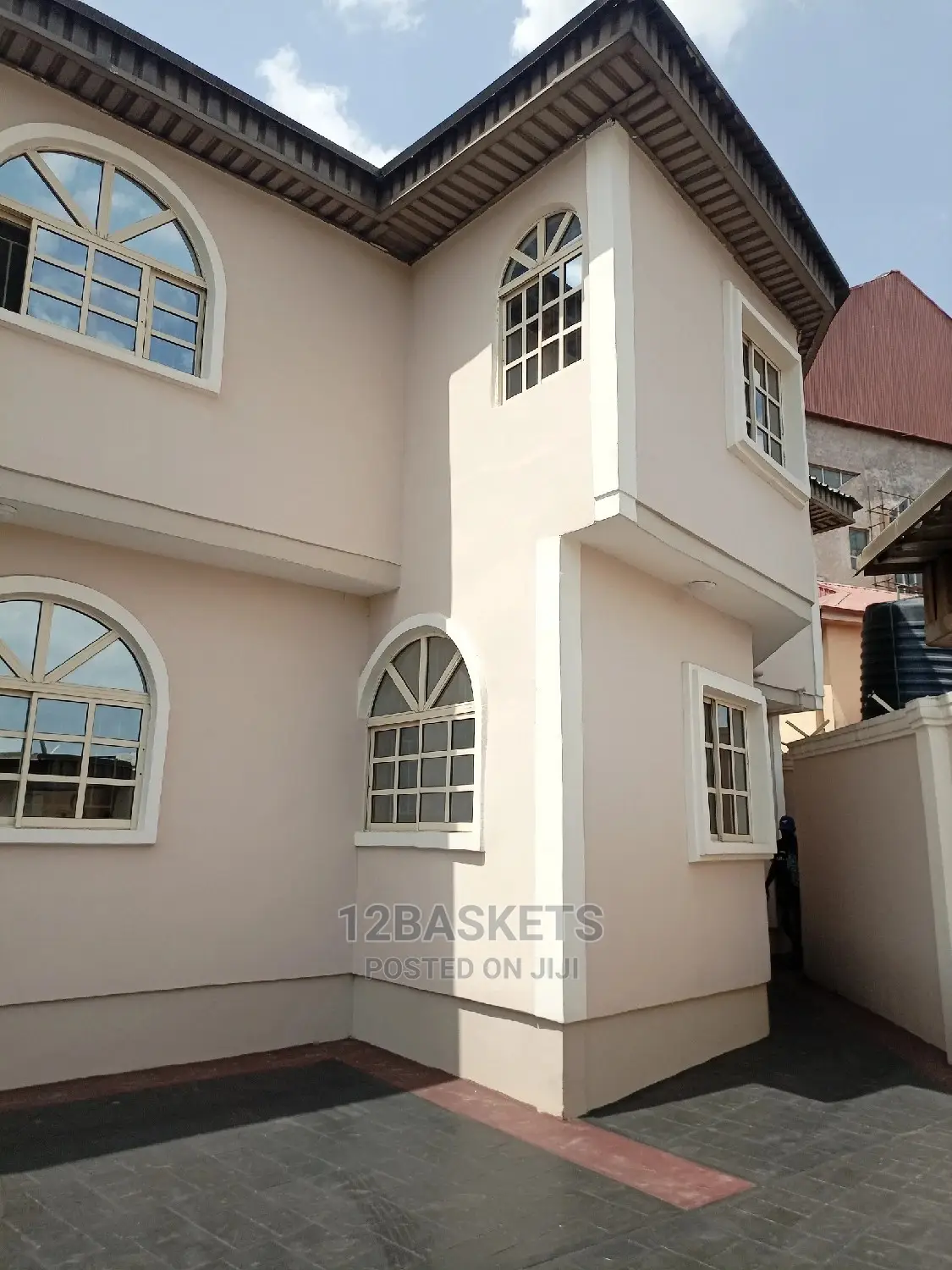 Furnished 4bdrm Duplex in Olawaiye Estate, Ojodu for rent in Ojodu