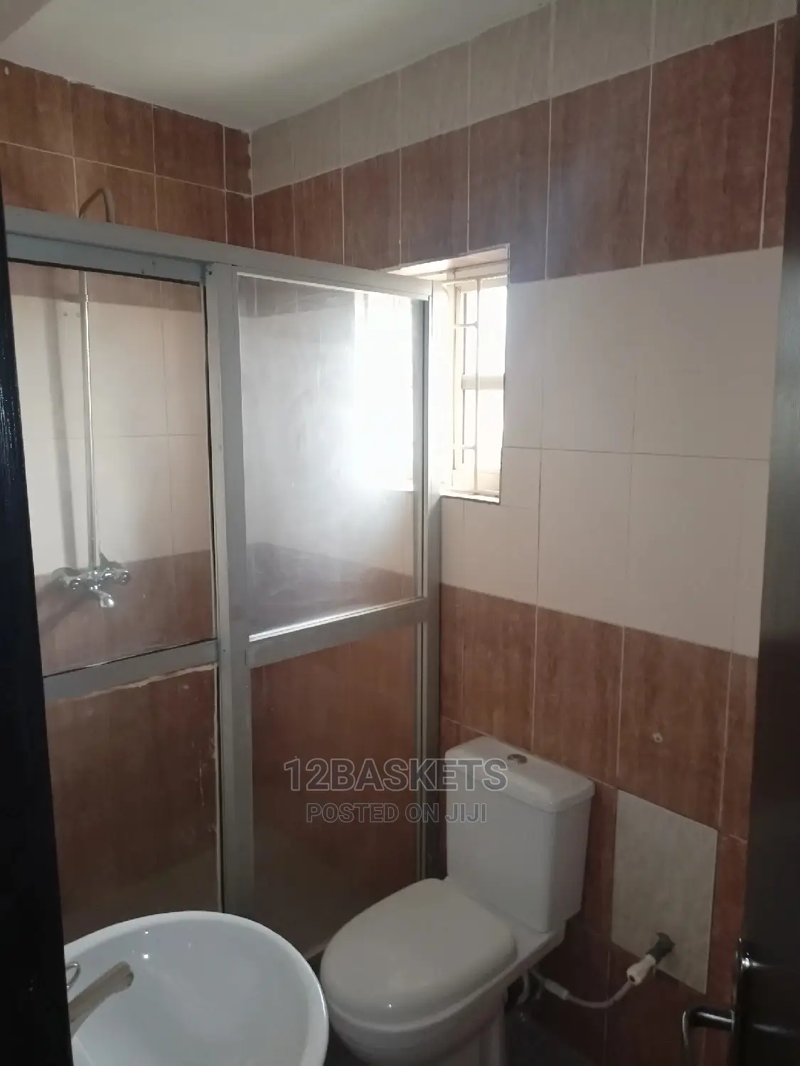 Furnished 4bdrm Duplex in Olawaiye Estate, Ojodu for rent in Ojodu