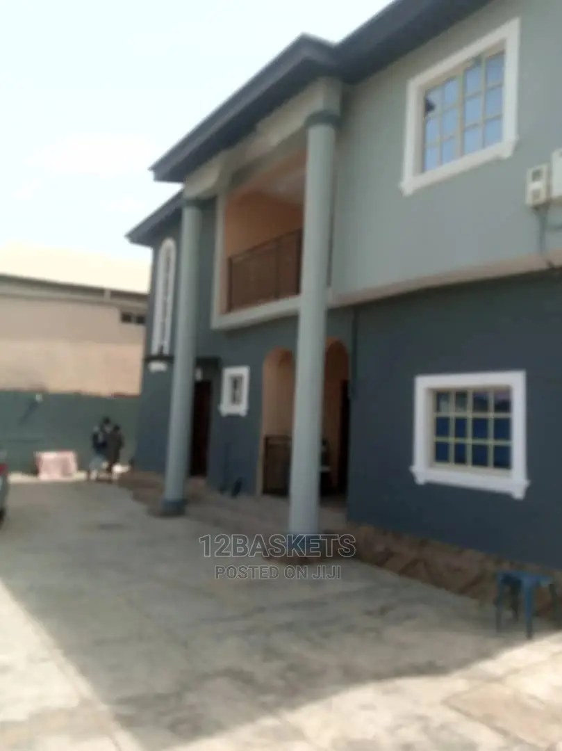 Furnished 10bdrm Block of Flats in Gaun Estate, Obafemi-Owode for sale in Obafemi-Owode
