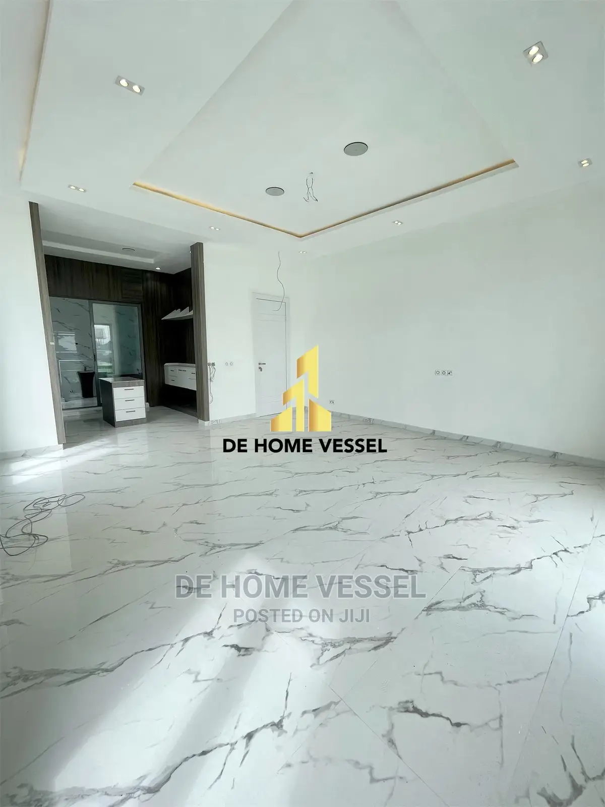 5bdrm Duplex in Osapa London for Sale in Osapa london