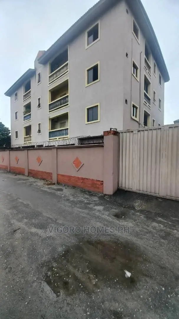 Furnished 3bdrm Block of Flats in Port-Harcourt for Sale in Port-Harcourt