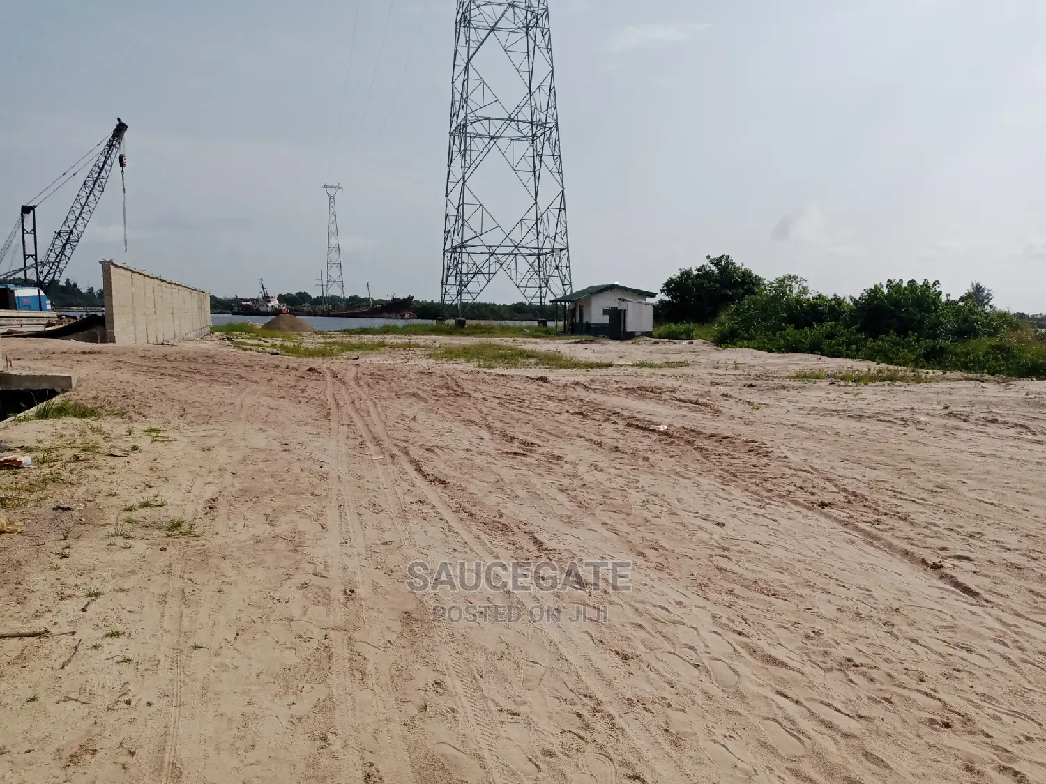 16 Acres Water Front Land for Sale in Satellite Town in Satellite Town
