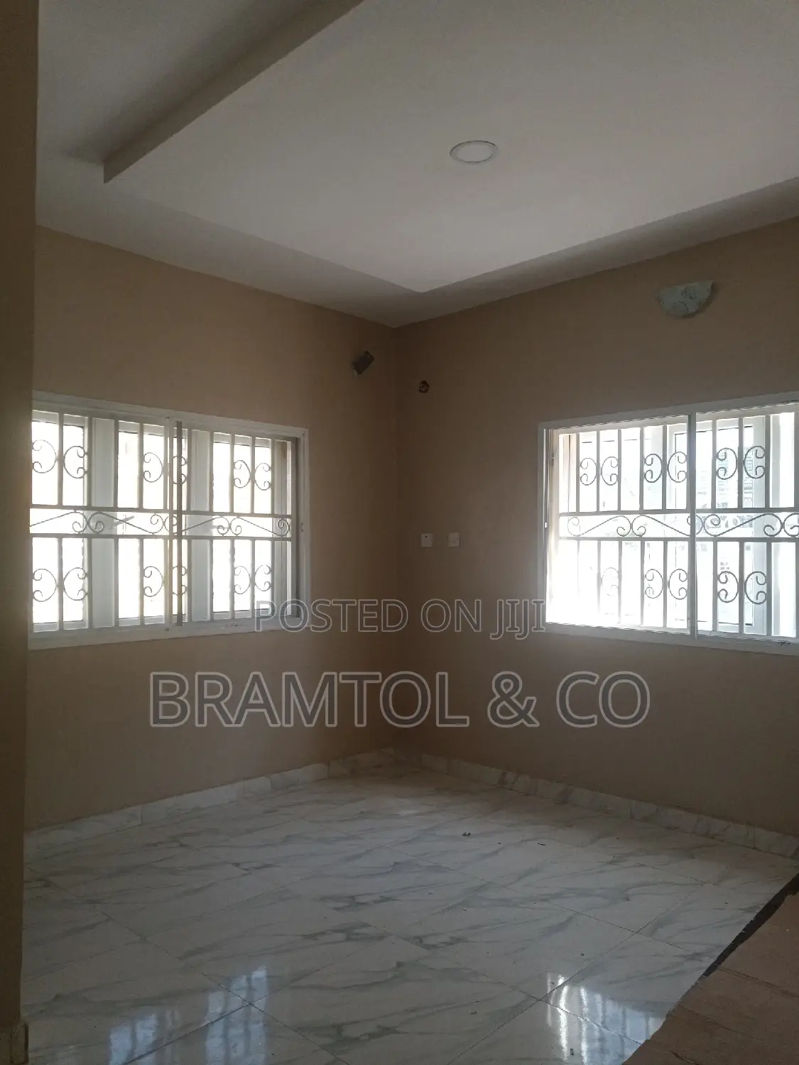 2bdrm Block of Flats in Riverpark Estate, Lugbe District for rent in Lugbe District