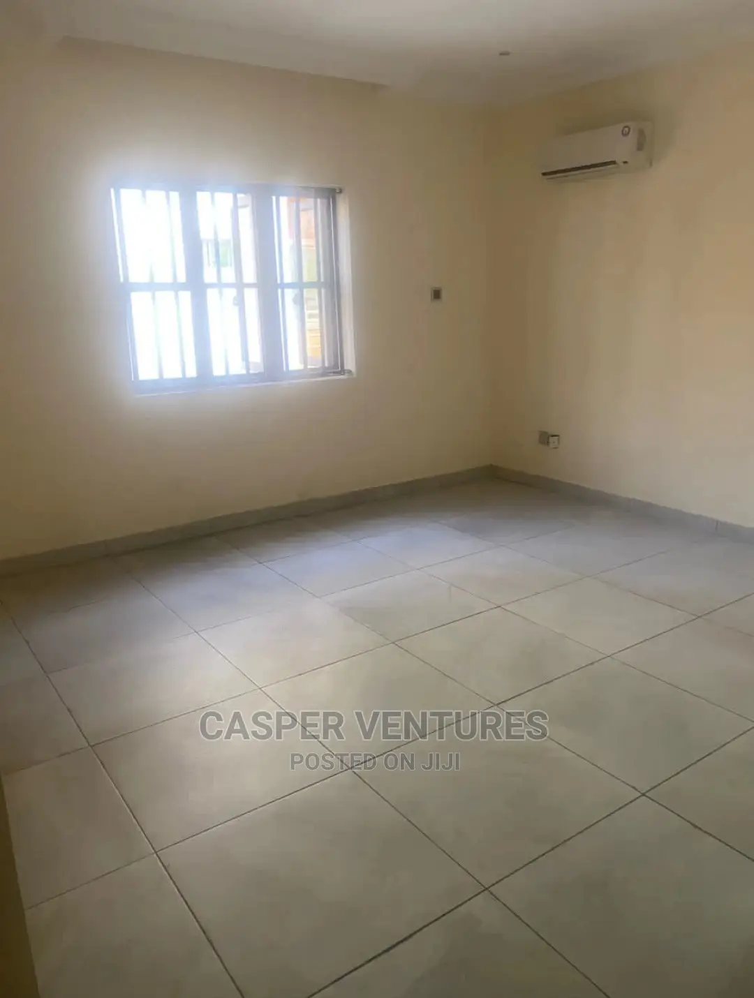 4bdrm Shared Apartment in Chevron for rent in Chevron