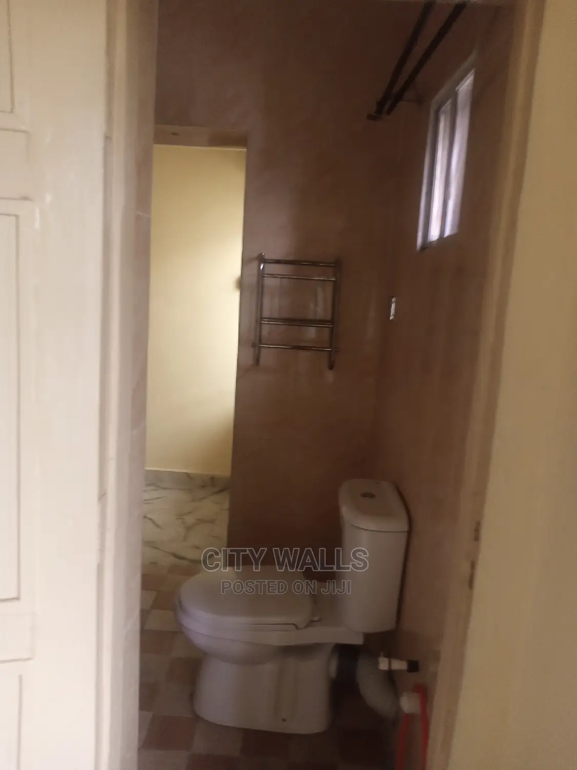 Mini Flat in Chevron for rent in Chevron