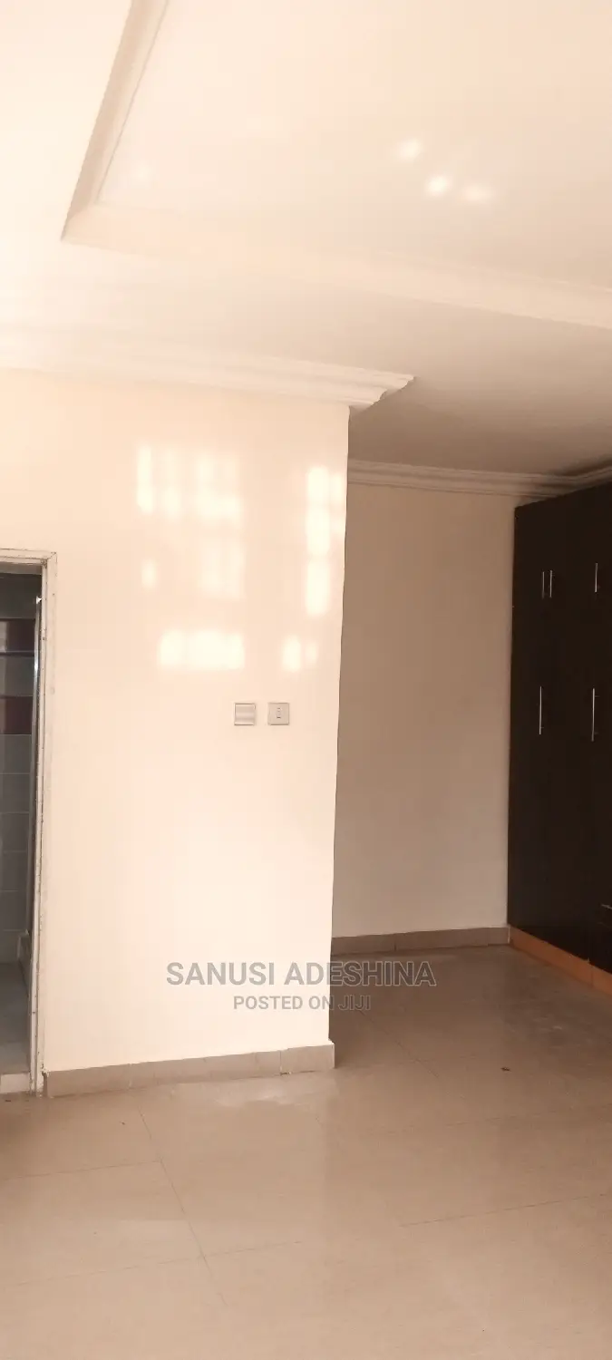 4bdrm Duplex in Gwarimpa Estate By, Gwarinpa for sale in Gwarinpa