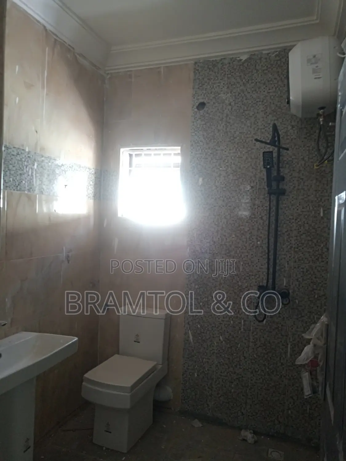 2bdrm Block of Flats in Lugbe District for rent in Lugbe District