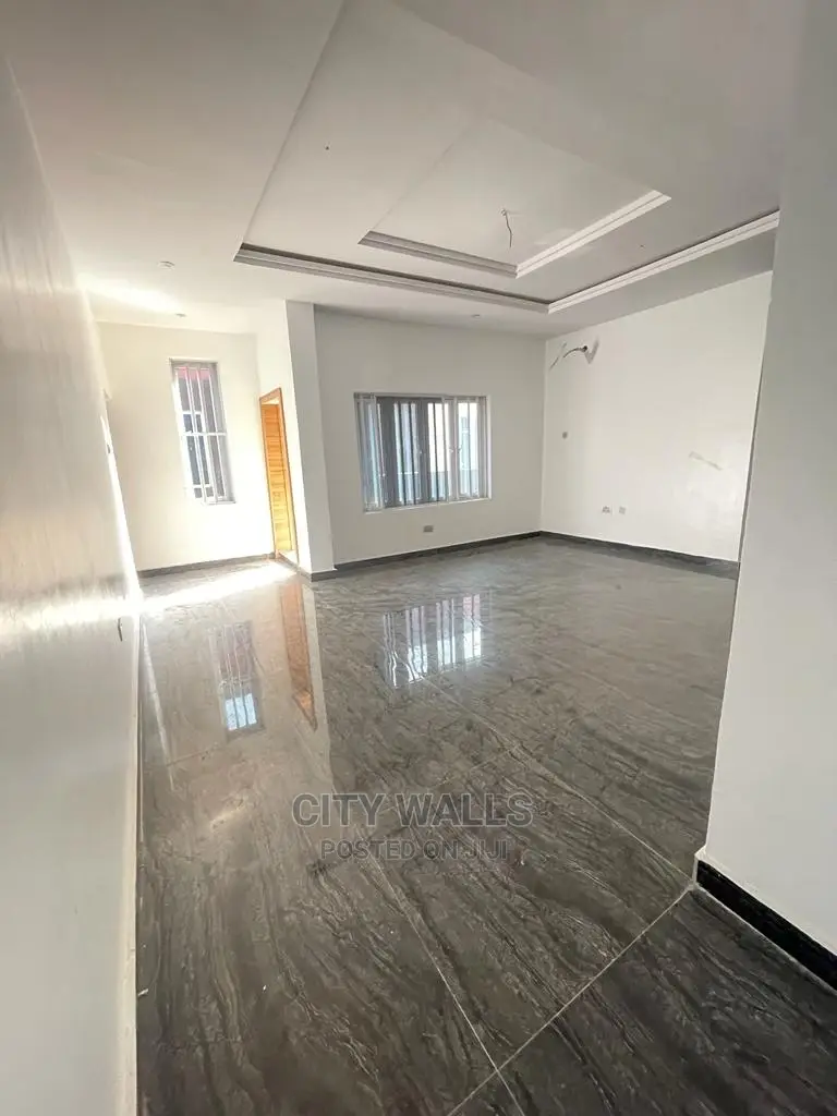 2bdrm Block of Flats in Ikate for rent in Ikate