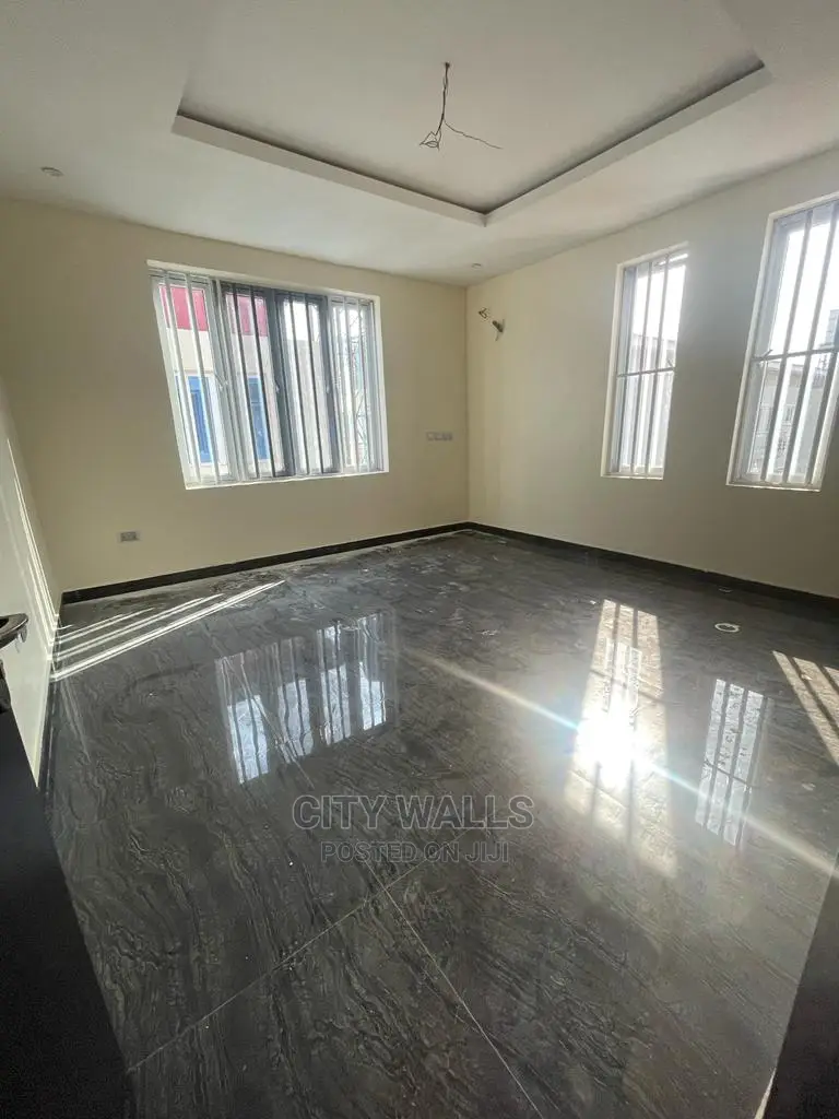2bdrm Block of Flats in Ikate for rent in Ikate