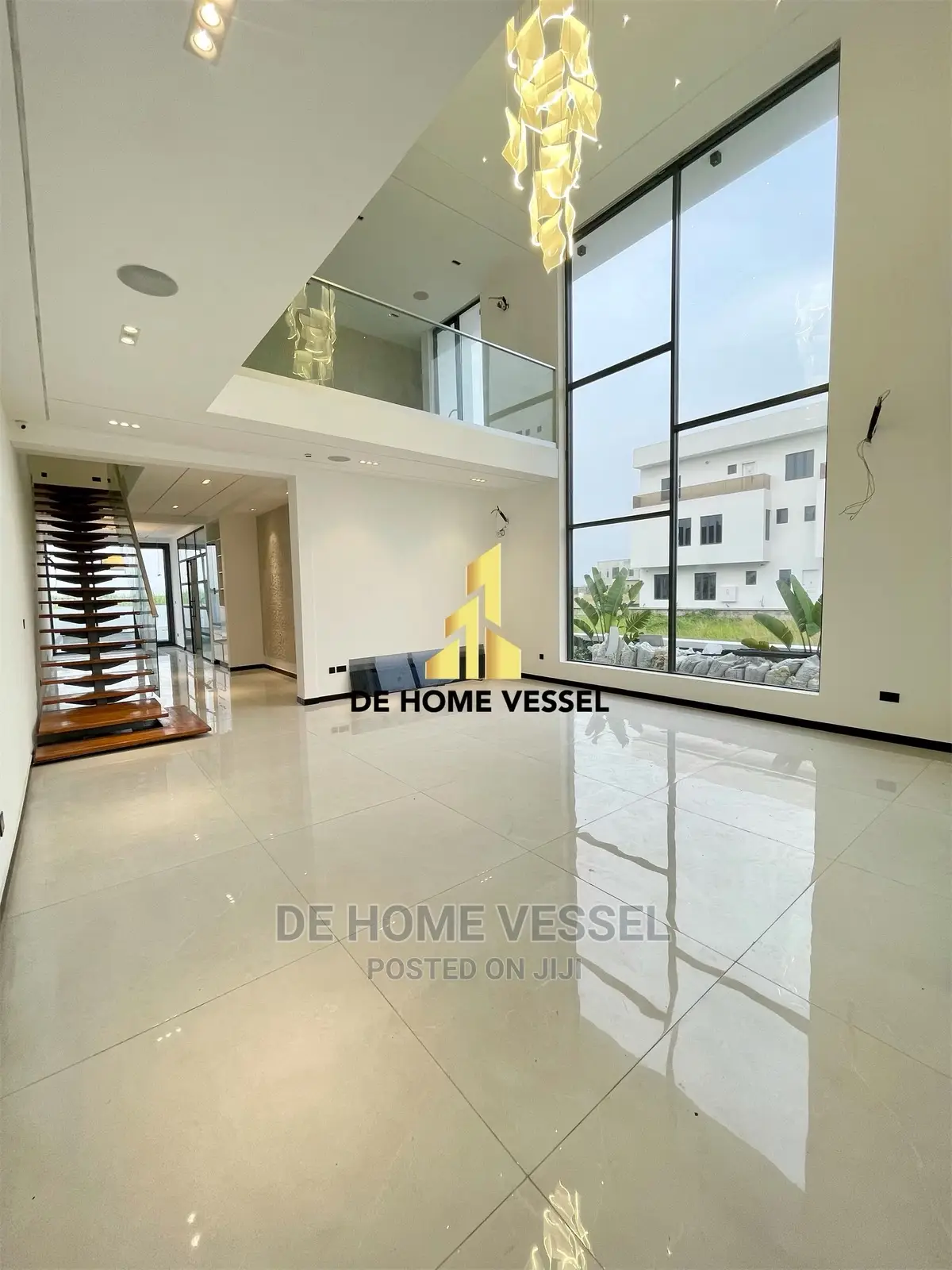 5bdrm Duplex in Ikate for Sale in Ikate