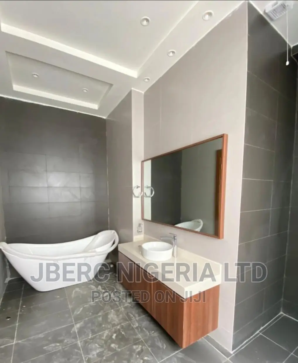 5bdrm Duplex in Victoria Island for sale in Victoria Island