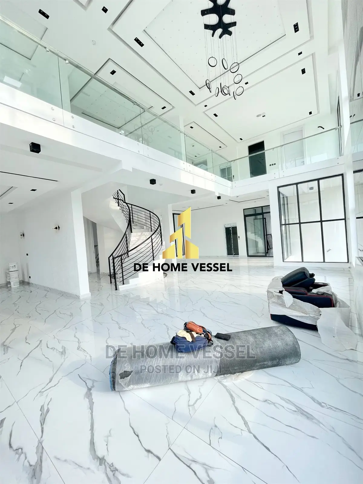 5bdrm Mansion in Ikate for Sale in Ikate