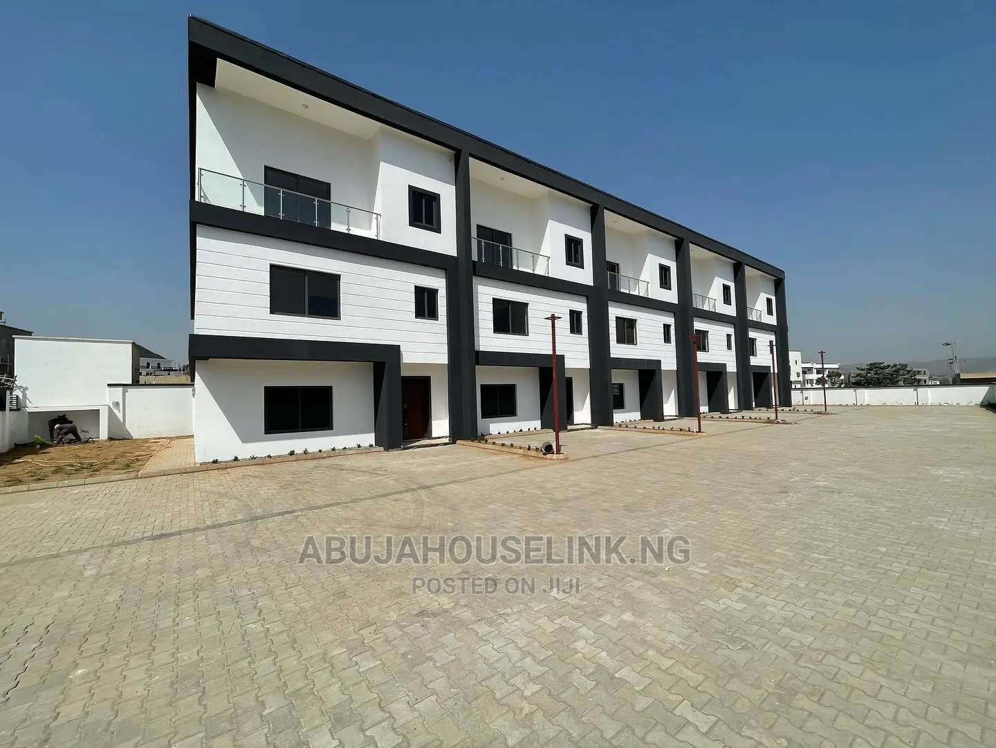 5bdrm Duplex in Jahi By Gilmore for sale in Jahi