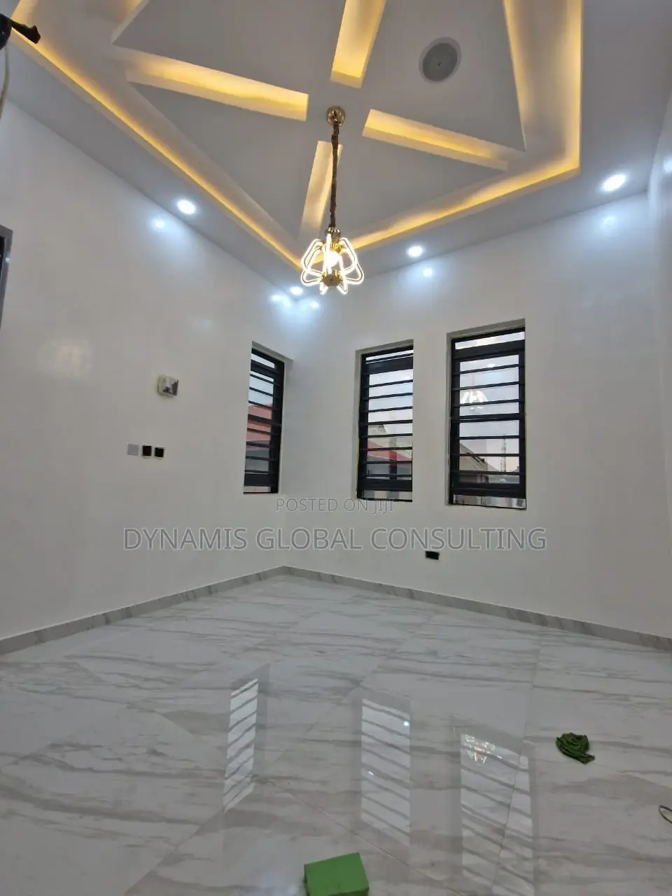 Furnished 5bdrm Duplex in Omole Phase 2 for sale in GRA Phase 1
