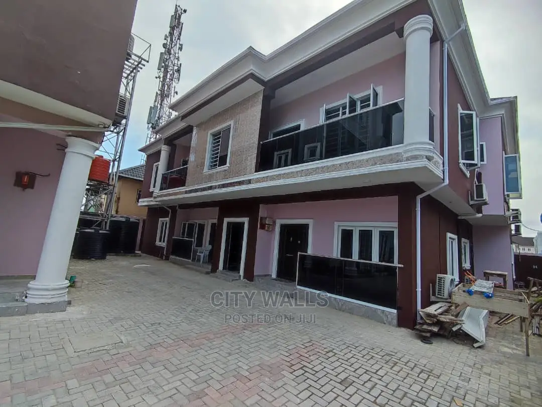 3bdrm Block of Flats in Ikate-Elegushi for rent in Ikate-Elegushi