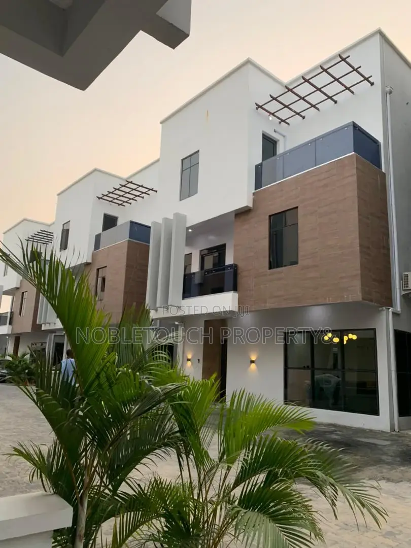 5bdrm Duplex in Oniru Estate Lekki for Sale in Lekki Phase 1