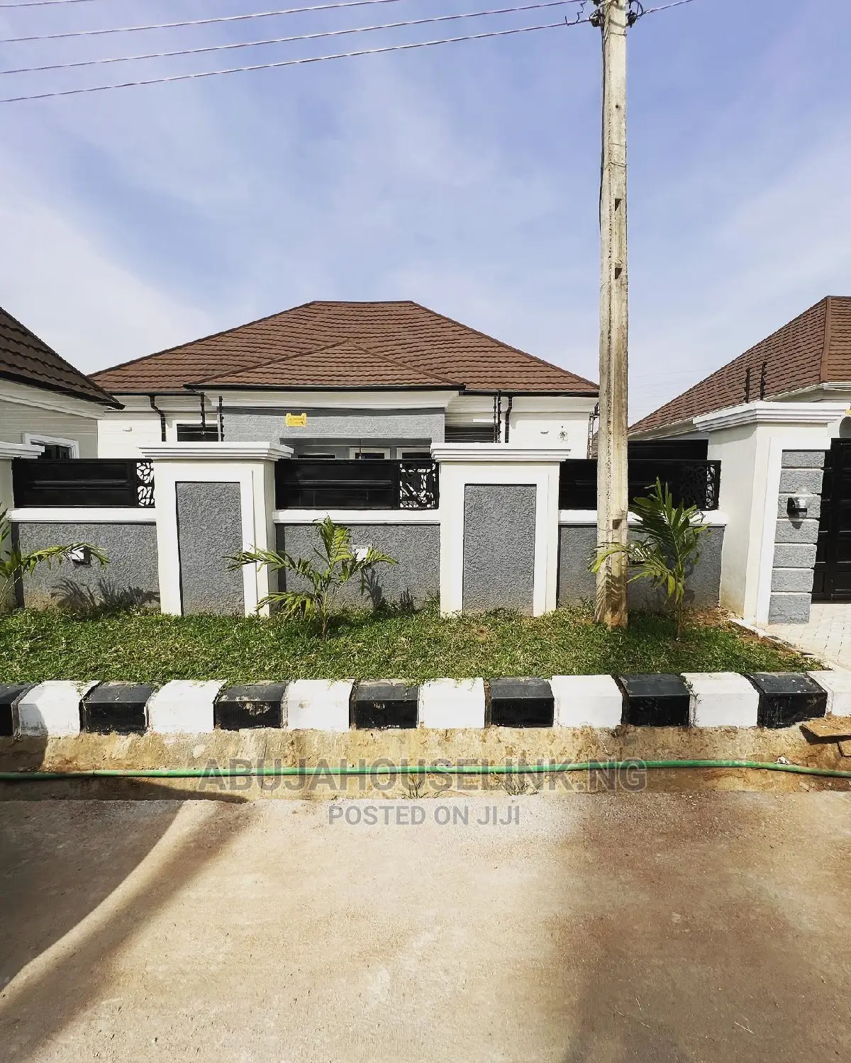 3bdrm Bungalow in Efab Queens Estate for sale in Gwarinpa