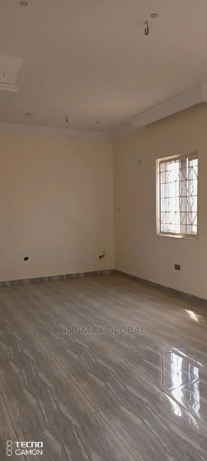 5bdrm Townhouse/Terrace in Jahi for sale in Jahi