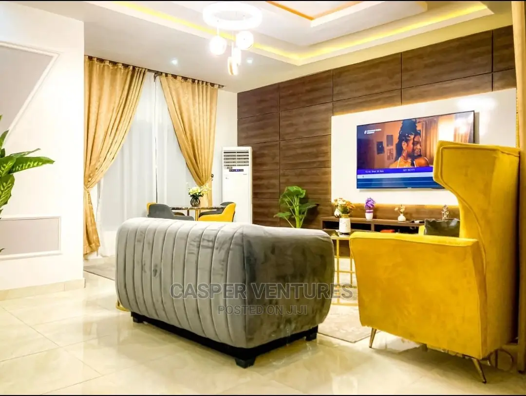 Exotic 2-Bedroom Apartment in Lekki Phase 1