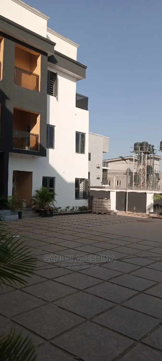 5bed Room Terrace Duplex With a Room Bq Attached to It in Jahi