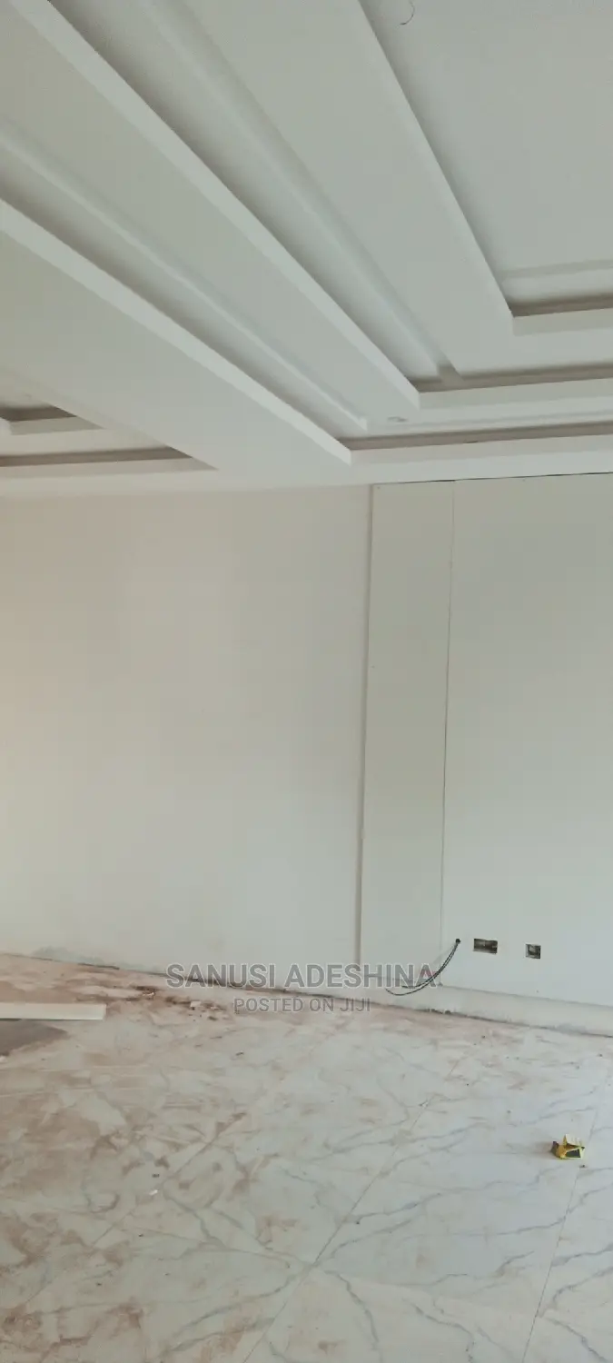 5bed Room Terrace Duplex With a Room Bq Attached to It in Jahi