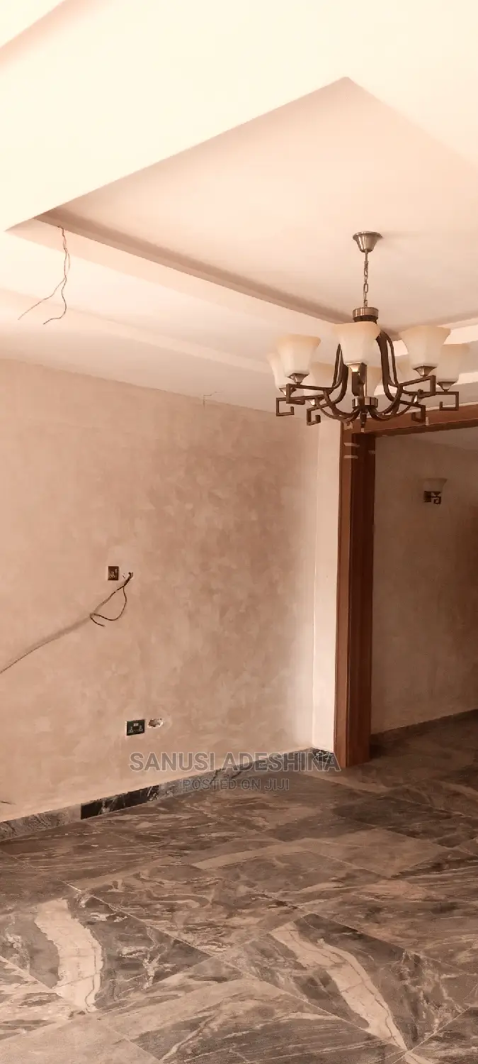 5bdrm Duplex in Mabushi Close To for rent in Mabushi