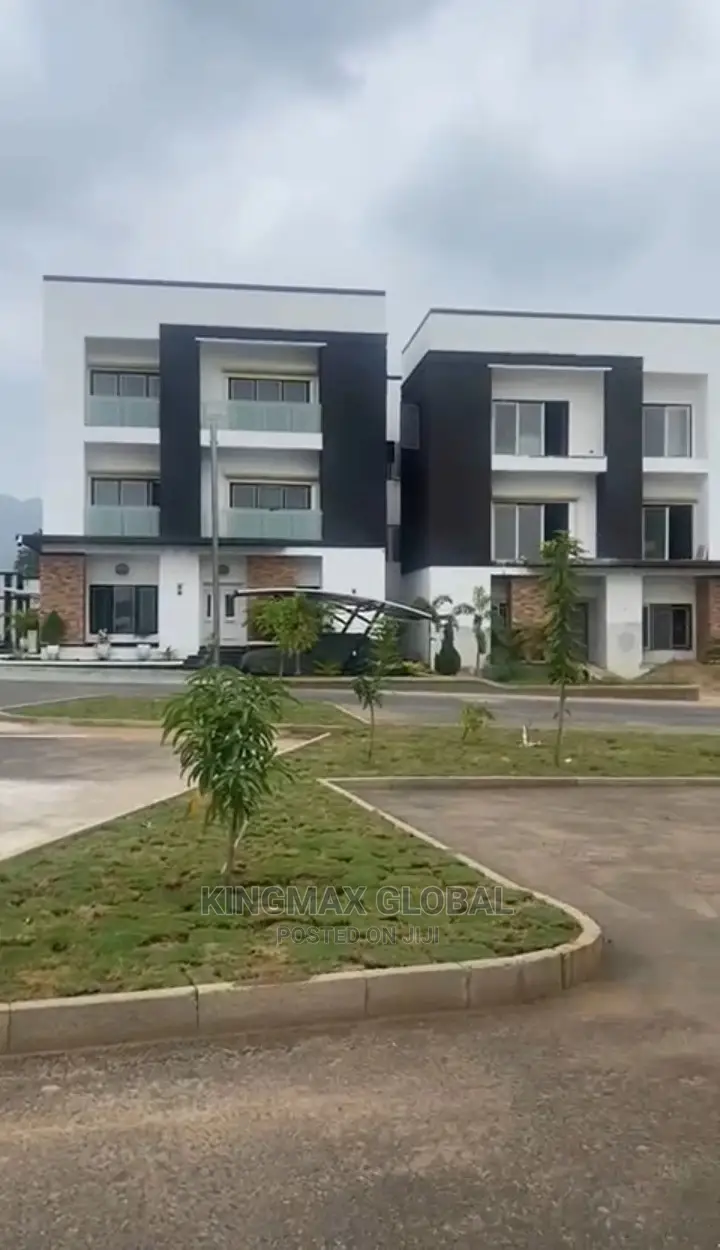 5bdrm Duplex in Maitama for Sale in Maitama