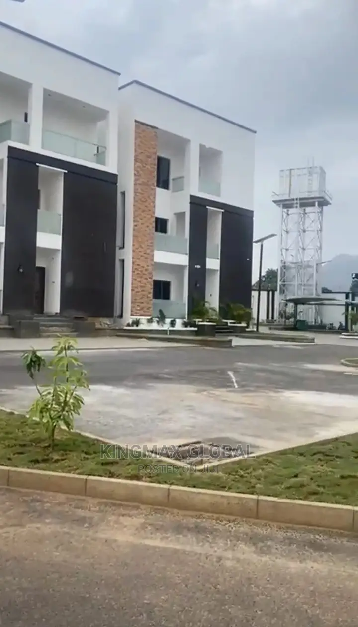 5bdrm Duplex in Maitama for Sale in Maitama