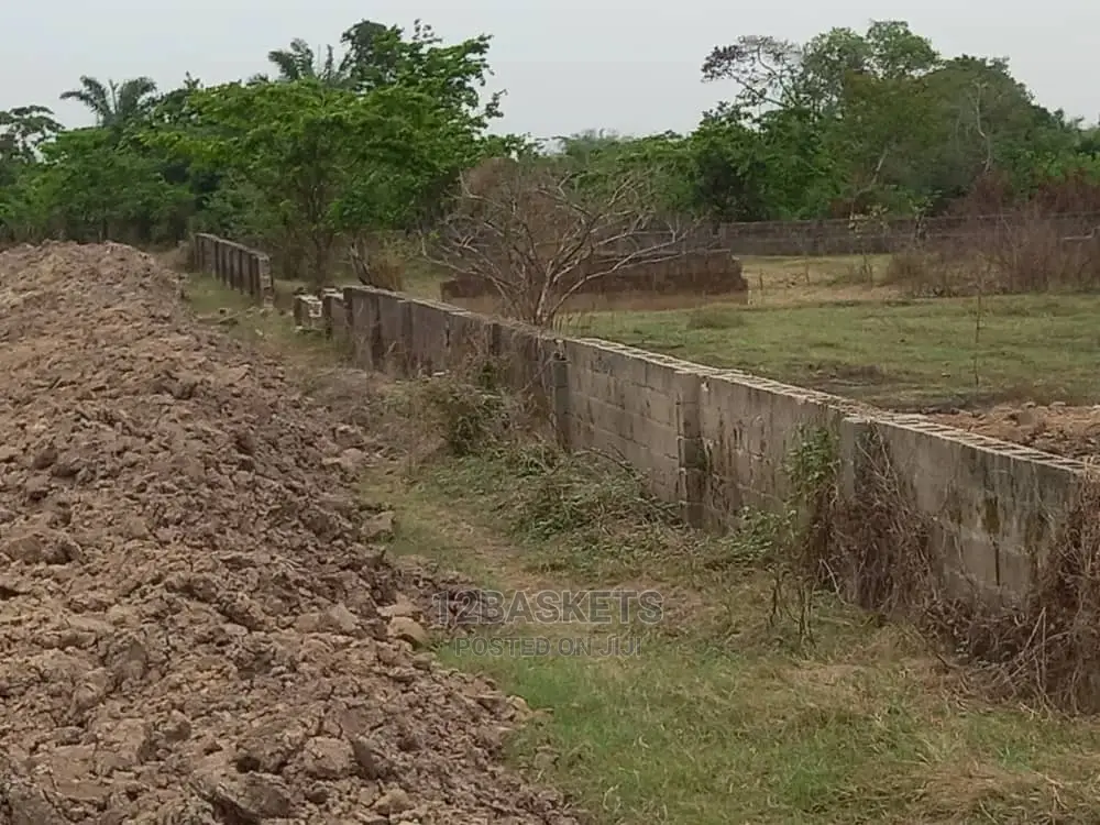 Plots of Dry Land at Oke-Ayo, Magboro in Obafemi-Owode