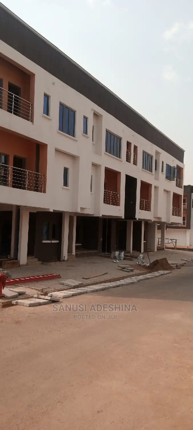 3bdrm Duplex in Katampe Maid By Aso for sale in Katampe (Main)